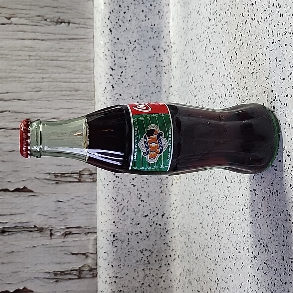 Super Bowl XXXV Coca-Cola Bottle 8 oz. January 28, 2001 Tampa Florida